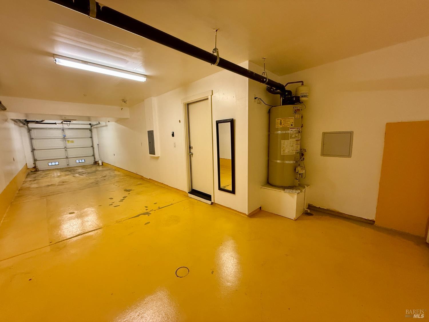 Detail Gallery Image 27 of 36 For 91 Almond Ct, San Rafael,  CA 94903 - 2 Beds | 2/1 Baths