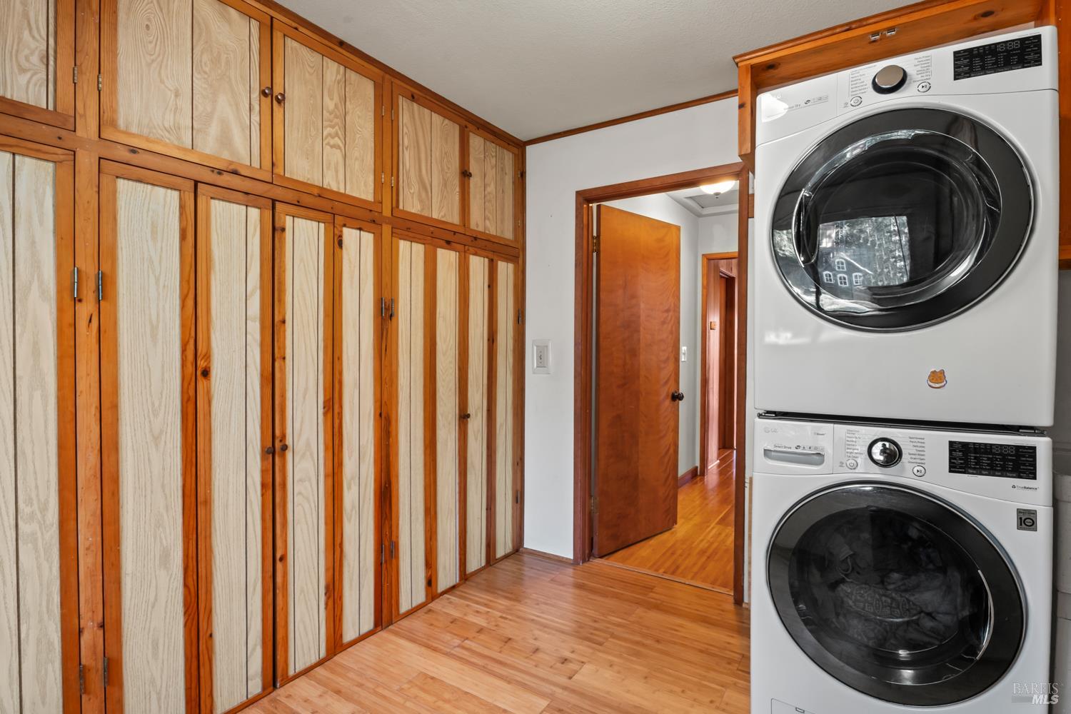 Detail Gallery Image 16 of 21 For 24860 Clover Cir, Willits,  CA 95490 - 2 Beds | 1 Baths