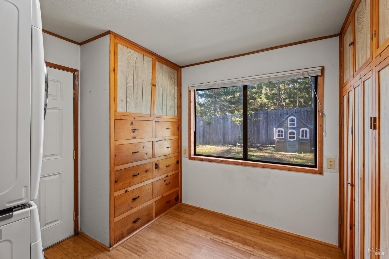 Detail Gallery Image 17 of 21 For 24860 Clover Cir, Willits,  CA 95490 - 2 Beds | 1 Baths