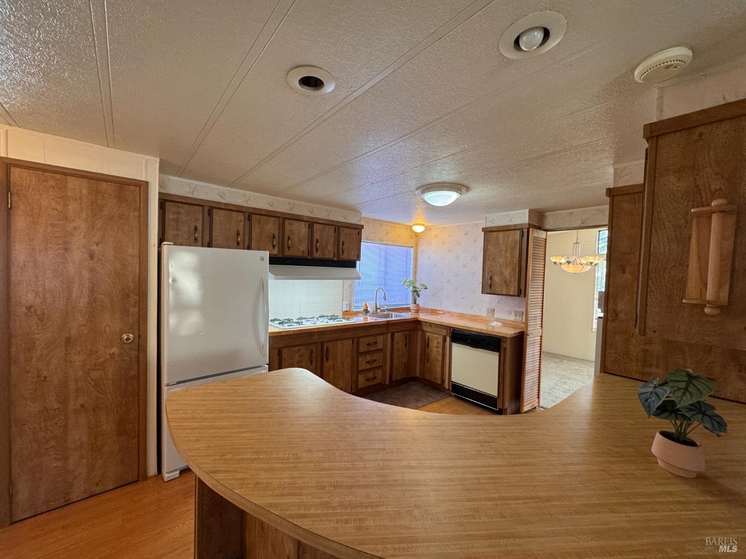 Detail Gallery Image 18 of 35 For 97 Glenoak Ct, Santa Rosa,  CA 95409 - 2 Beds | 2 Baths