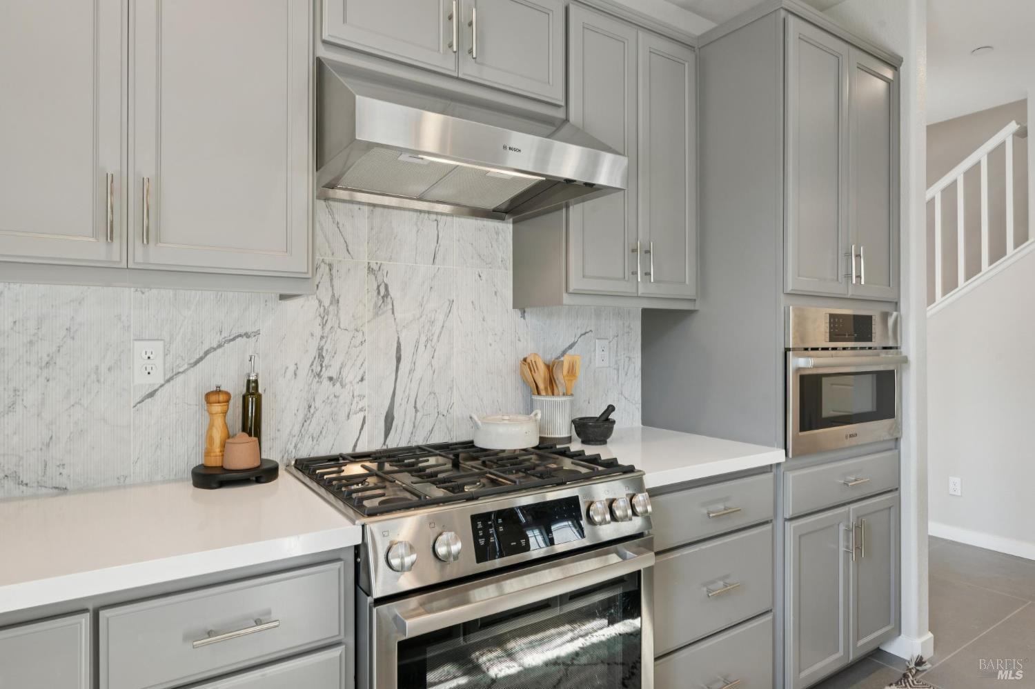 Detail Gallery Image 25 of 78 For 1805 Alvarado St, Petaluma,  CA 94952 - 4 Beds | 3 Baths