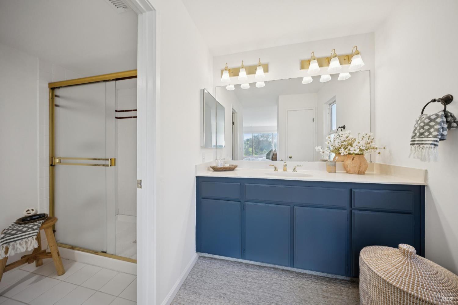 Detail Gallery Image 34 of 47 For 100 Milland Dr, Mill Valley,  CA 94941 - 2 Beds | 2/1 Baths