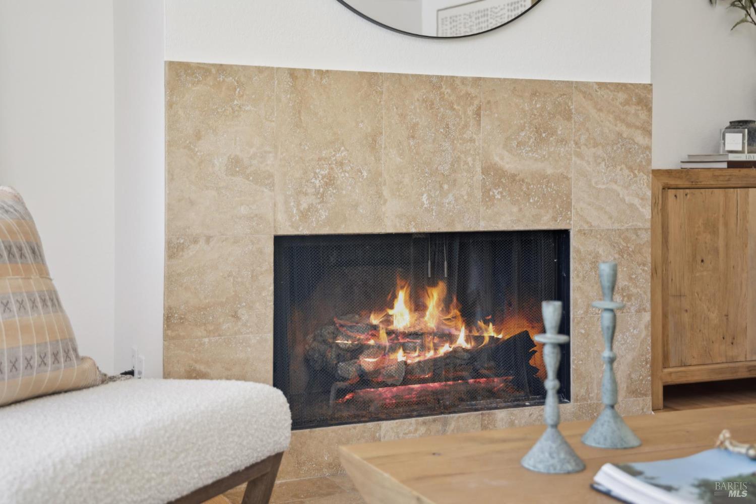 Detail Gallery Image 13 of 47 For 100 Milland Dr, Mill Valley,  CA 94941 - 2 Beds | 2/1 Baths