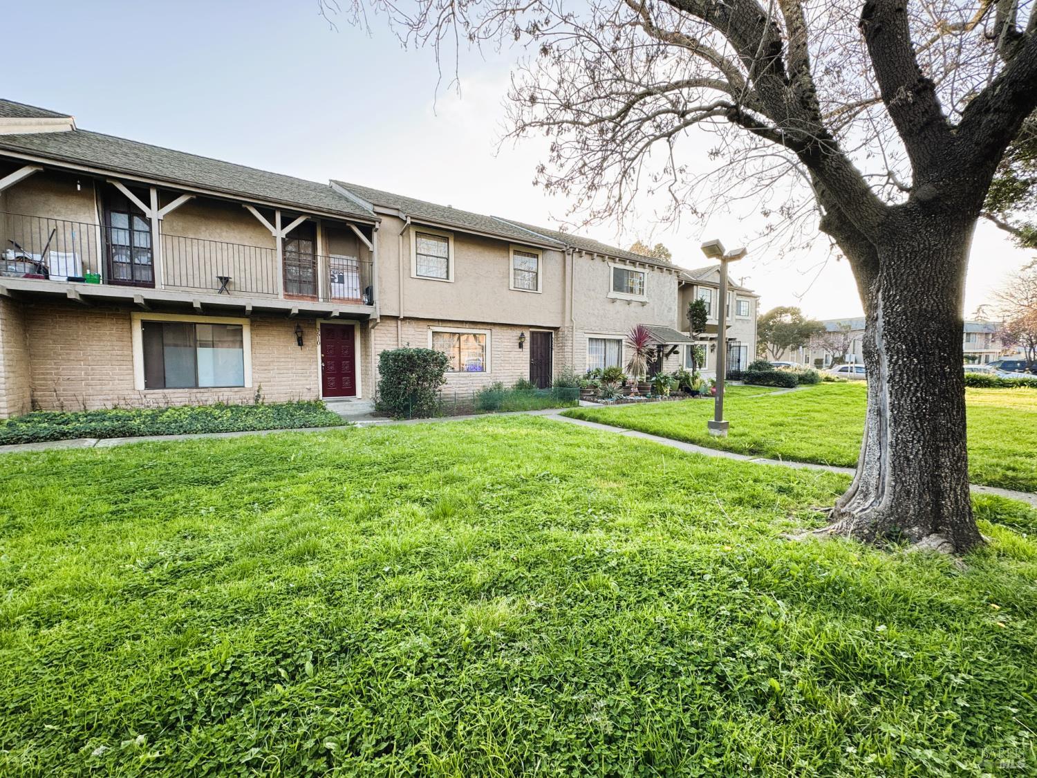 Detail Gallery Image 4 of 52 For 3508 Kerner Blvd, San Rafael,  CA 94901 - 3 Beds | 1/1 Baths