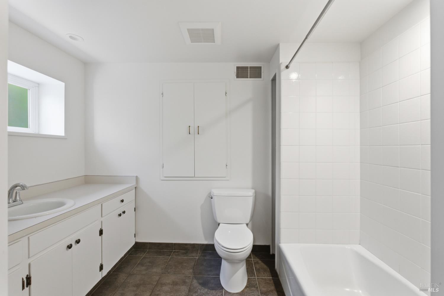 Detail Gallery Image 48 of 67 For 69 Corte Madera Ave, Corte Madera,  CA 94925 - – Beds | – Baths