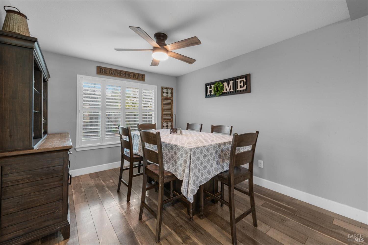 Detail Gallery Image 8 of 65 For 3511 Norwalk Pl, Fairfield,  CA 94534 - 5 Beds | 3 Baths