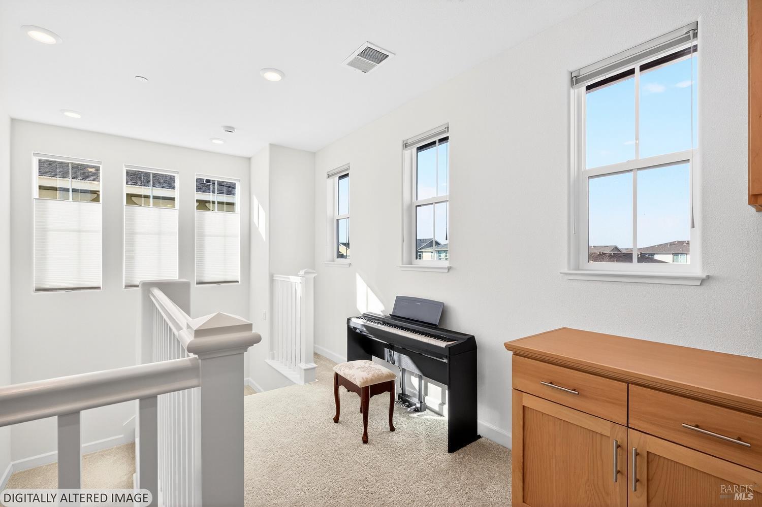 Detail Gallery Image 36 of 57 For 7448 Wendy Dr, Rohnert Park,  CA 94928 - 4 Beds | 3/1 Baths