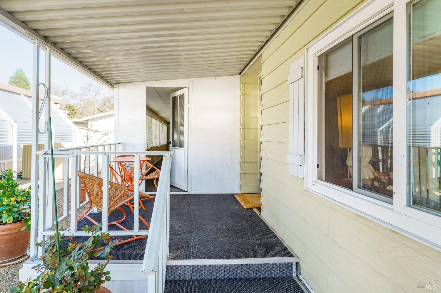 Detail Gallery Image 3 of 23 For 2412 Foothill Blvd 166, Calistoga,  CA 94515 - 2 Beds | 2 Baths