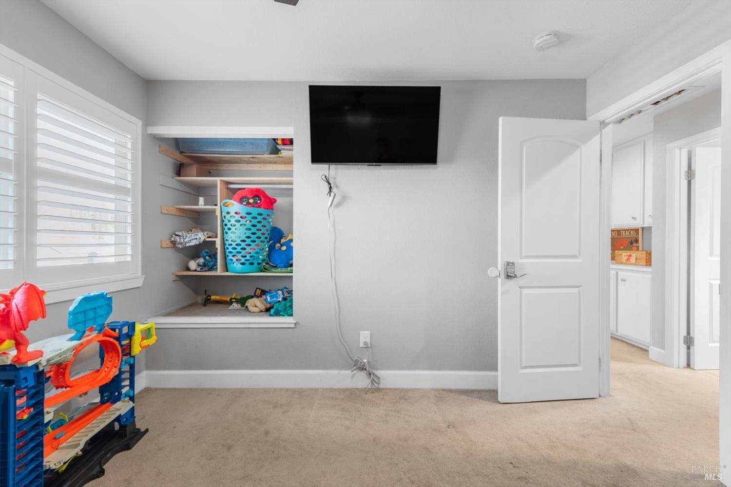 Detail Gallery Image 34 of 65 For 3511 Norwalk Pl, Fairfield,  CA 94534 - 5 Beds | 3 Baths