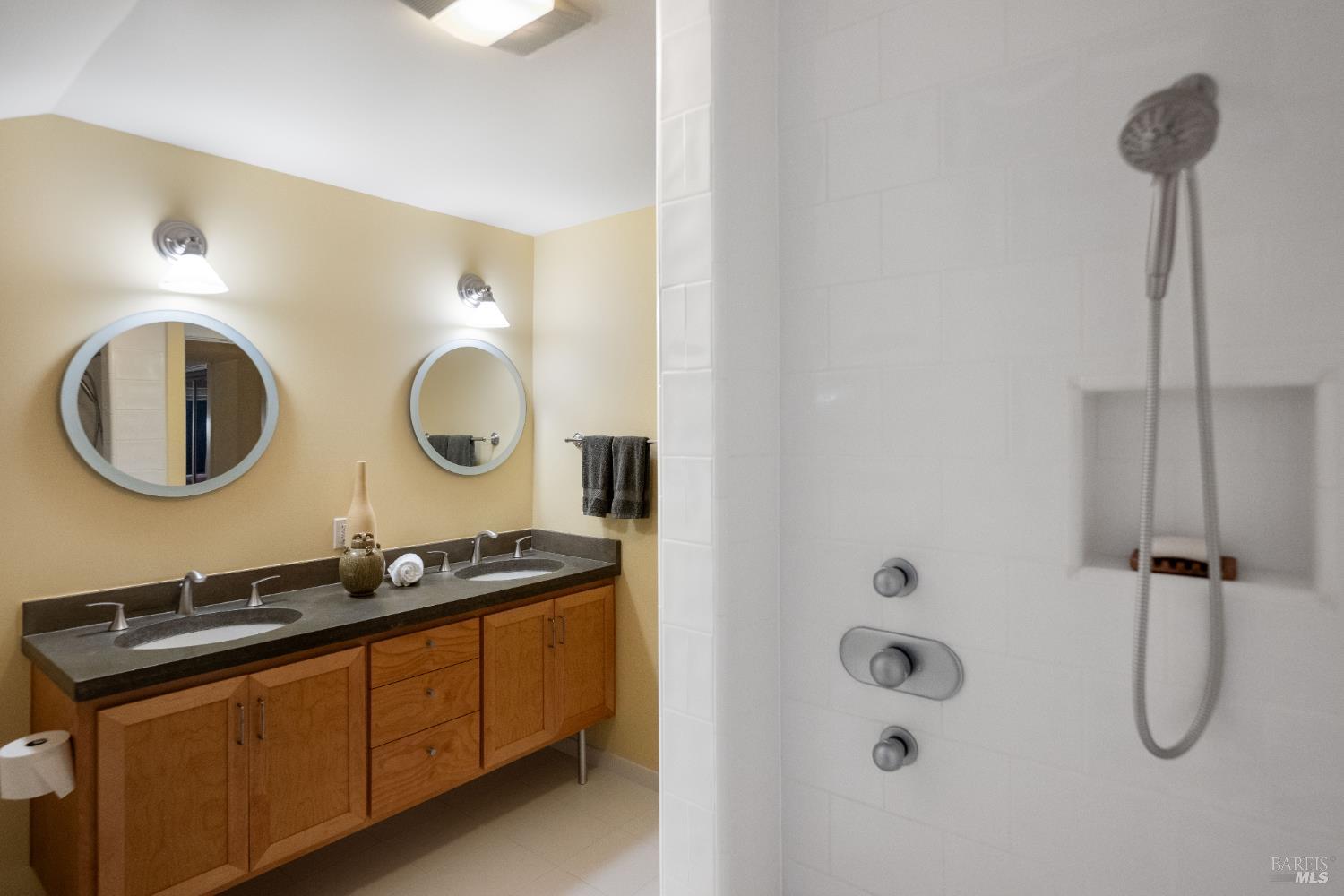 Detail Gallery Image 17 of 38 For 9200 Bennett Valley Rd, Glen Ellen,  CA 95442 - 3 Beds | 2/1 Baths