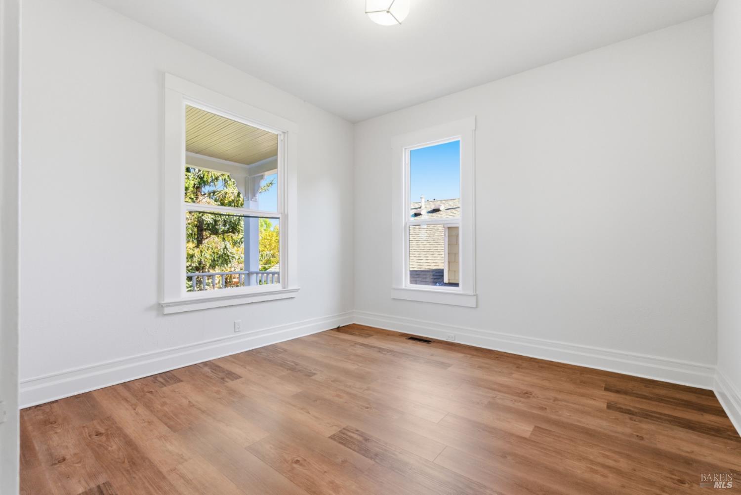 Detail Gallery Image 39 of 67 For 69 Corte Madera Ave, Corte Madera,  CA 94925 - – Beds | – Baths