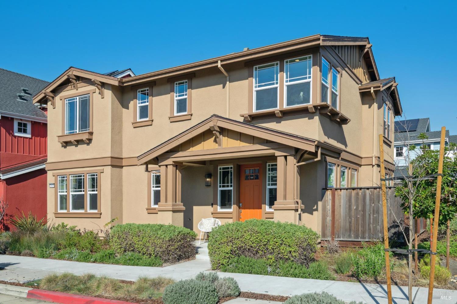 Detail Gallery Image 3 of 78 For 1805 Alvarado St, Petaluma,  CA 94952 - 4 Beds | 3 Baths