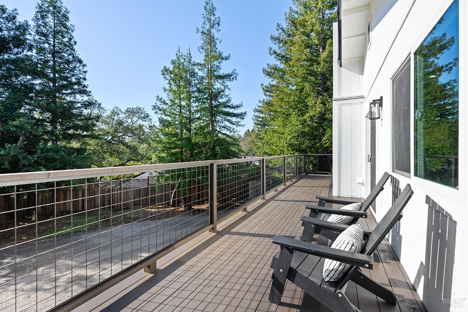 Detail Gallery Image 43 of 48 For 210 Burgundy Rd, Healdsburg,  CA 95448 - 3 Beds | 3 Baths