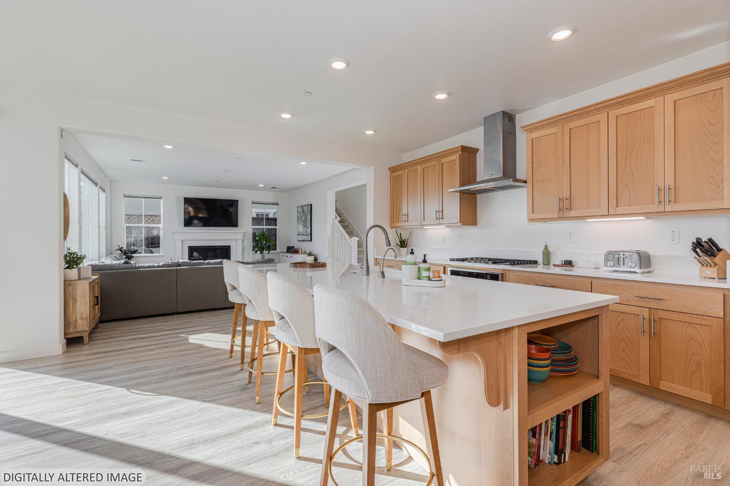 Detail Gallery Image 10 of 57 For 7448 Wendy Dr, Rohnert Park,  CA 94928 - 4 Beds | 3/1 Baths