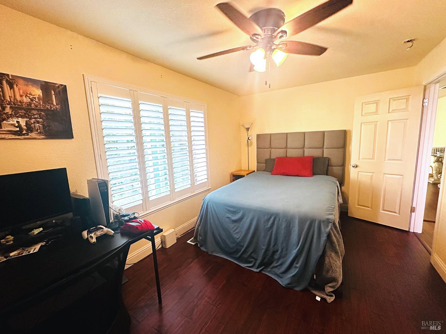 Detail Gallery Image 15 of 54 For 32 Romine Way, Vallejo,  CA 94591 - 5 Beds | 3 Baths