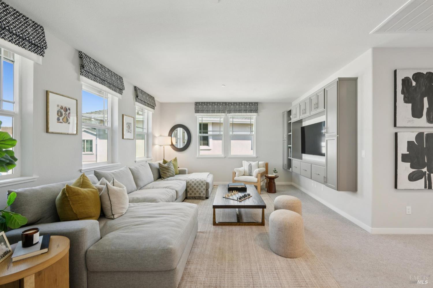 Detail Gallery Image 31 of 78 For 1805 Alvarado St, Petaluma,  CA 94952 - 4 Beds | 3 Baths