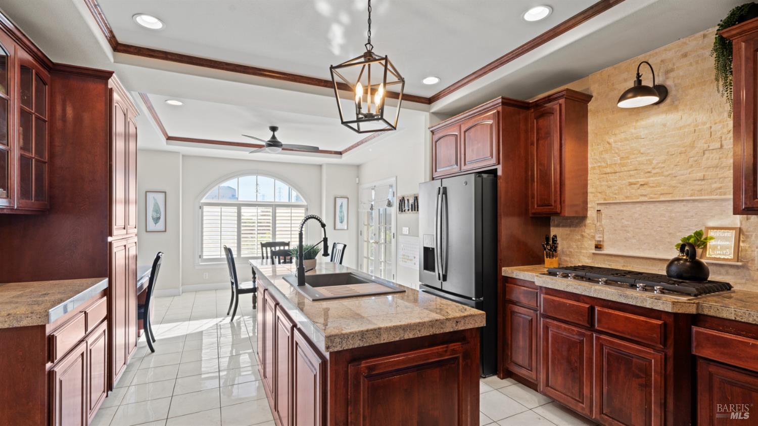 Detail Gallery Image 26 of 89 For 3227 Balmoral Ct, Fairfield,  CA 94534 - 4 Beds | 2/1 Baths