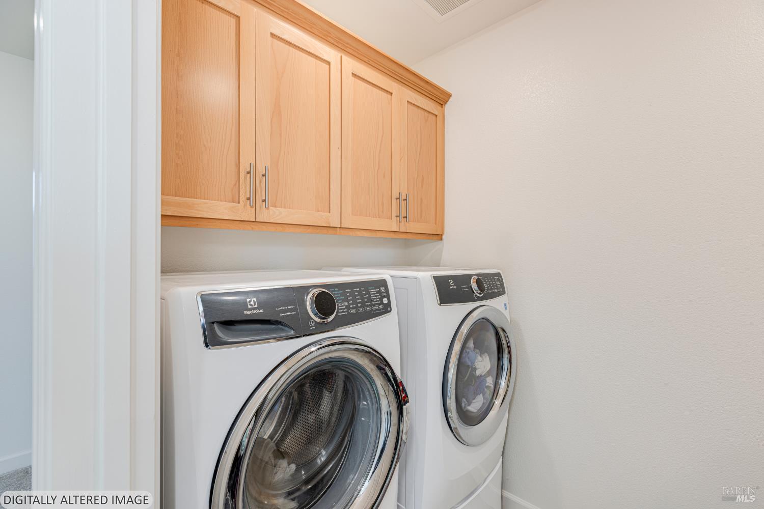 Detail Gallery Image 35 of 57 For 7448 Wendy Dr, Rohnert Park,  CA 94928 - 4 Beds | 3/1 Baths