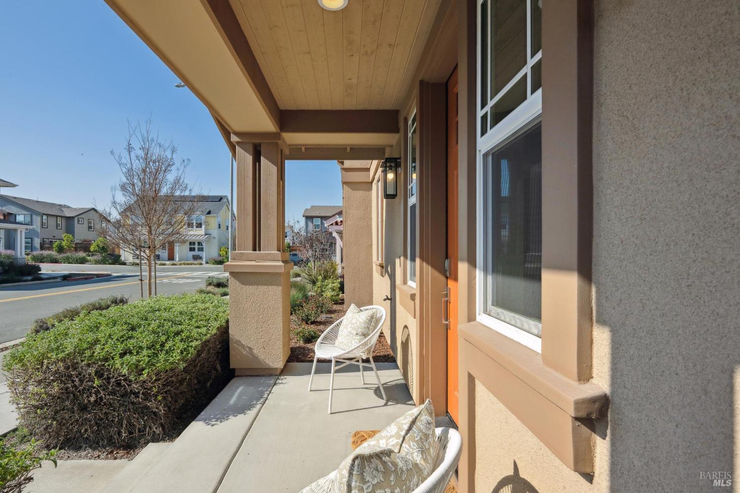 Detail Gallery Image 6 of 78 For 1805 Alvarado St, Petaluma,  CA 94952 - 4 Beds | 3 Baths