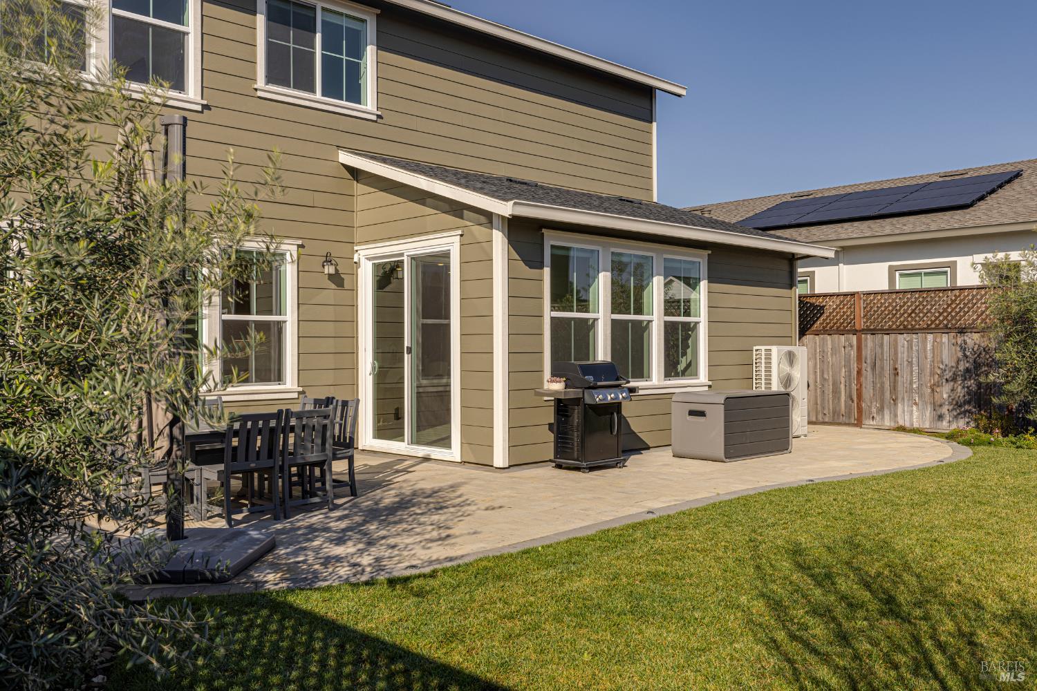 Detail Gallery Image 42 of 57 For 7448 Wendy Dr, Rohnert Park,  CA 94928 - 4 Beds | 3/1 Baths