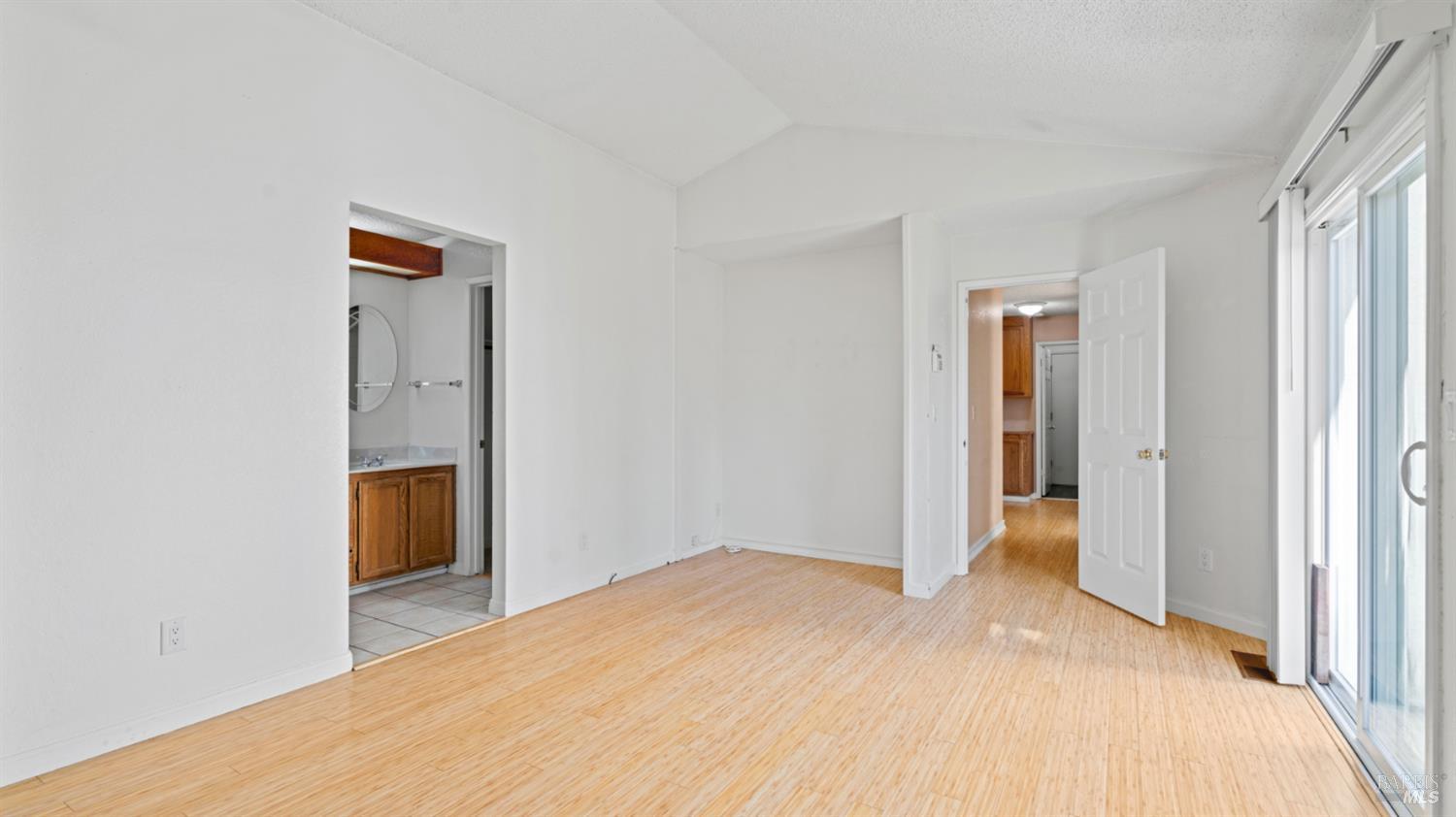 Detail Gallery Image 30 of 41 For 2913 Balsam Ct, Fairfield,  CA 94533 - 4 Beds | 2 Baths