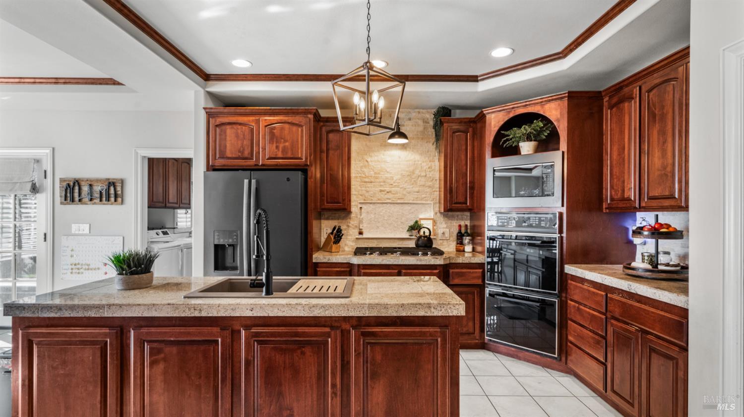 Detail Gallery Image 25 of 89 For 3227 Balmoral Ct, Fairfield,  CA 94534 - 4 Beds | 2/1 Baths