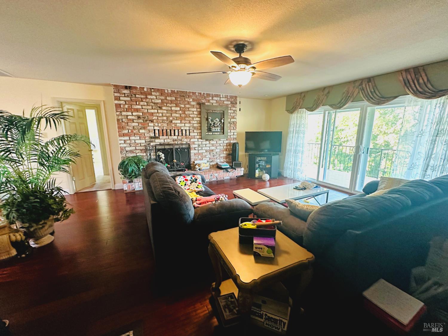 Detail Gallery Image 19 of 54 For 32 Romine Way, Vallejo,  CA 94591 - 5 Beds | 3 Baths