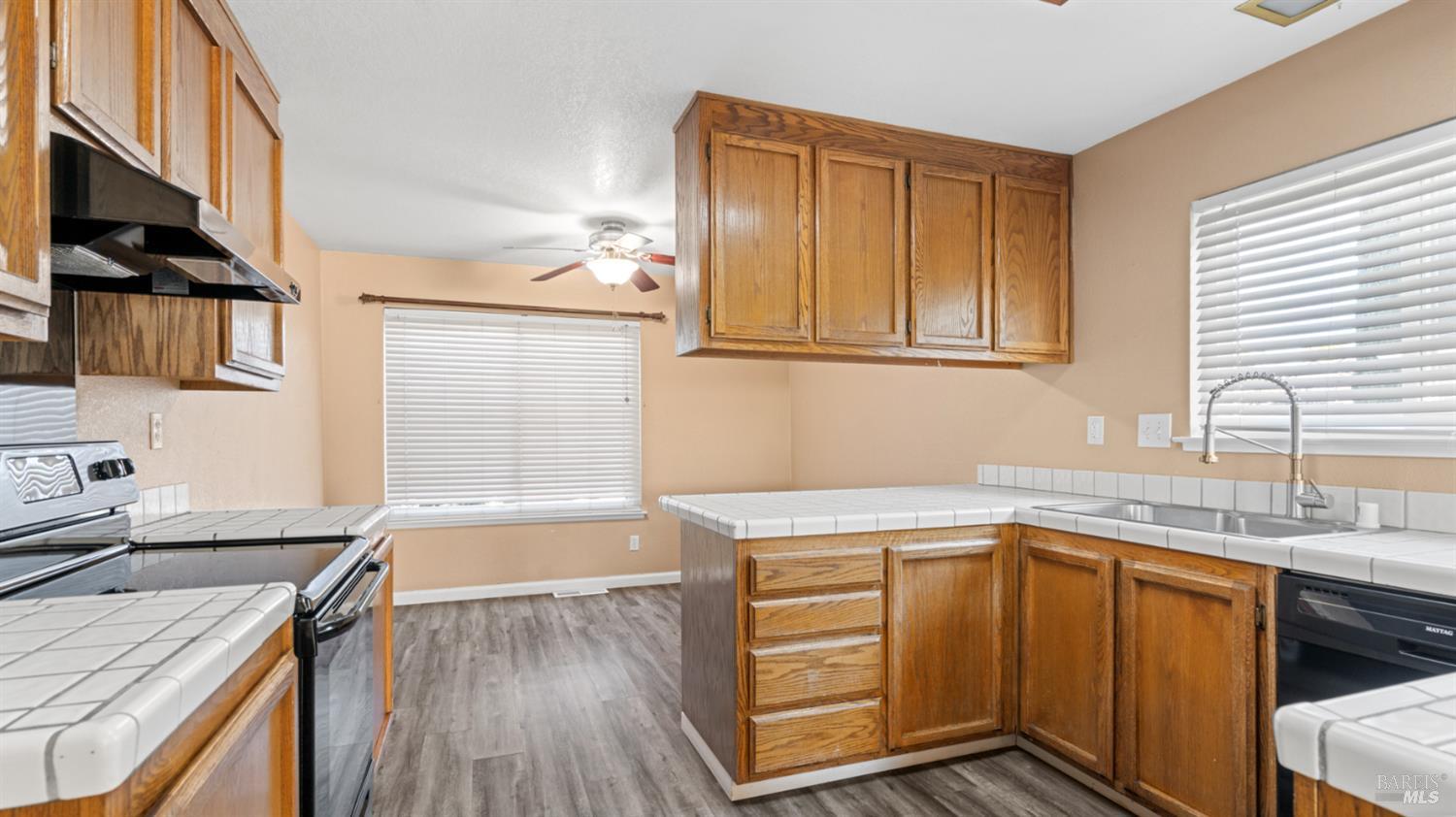 Detail Gallery Image 14 of 41 For 2913 Balsam Ct, Fairfield,  CA 94533 - 4 Beds | 2 Baths