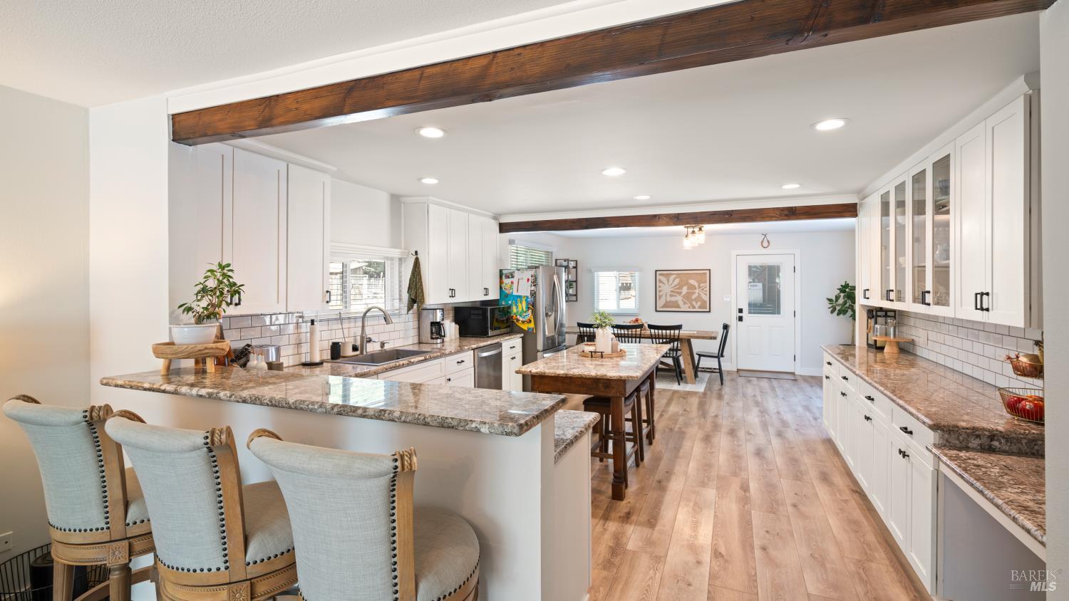 Detail Gallery Image 21 of 35 For 1550 Laguna Rd, Santa Rosa,  CA 95401 - 3 Beds | 2 Baths