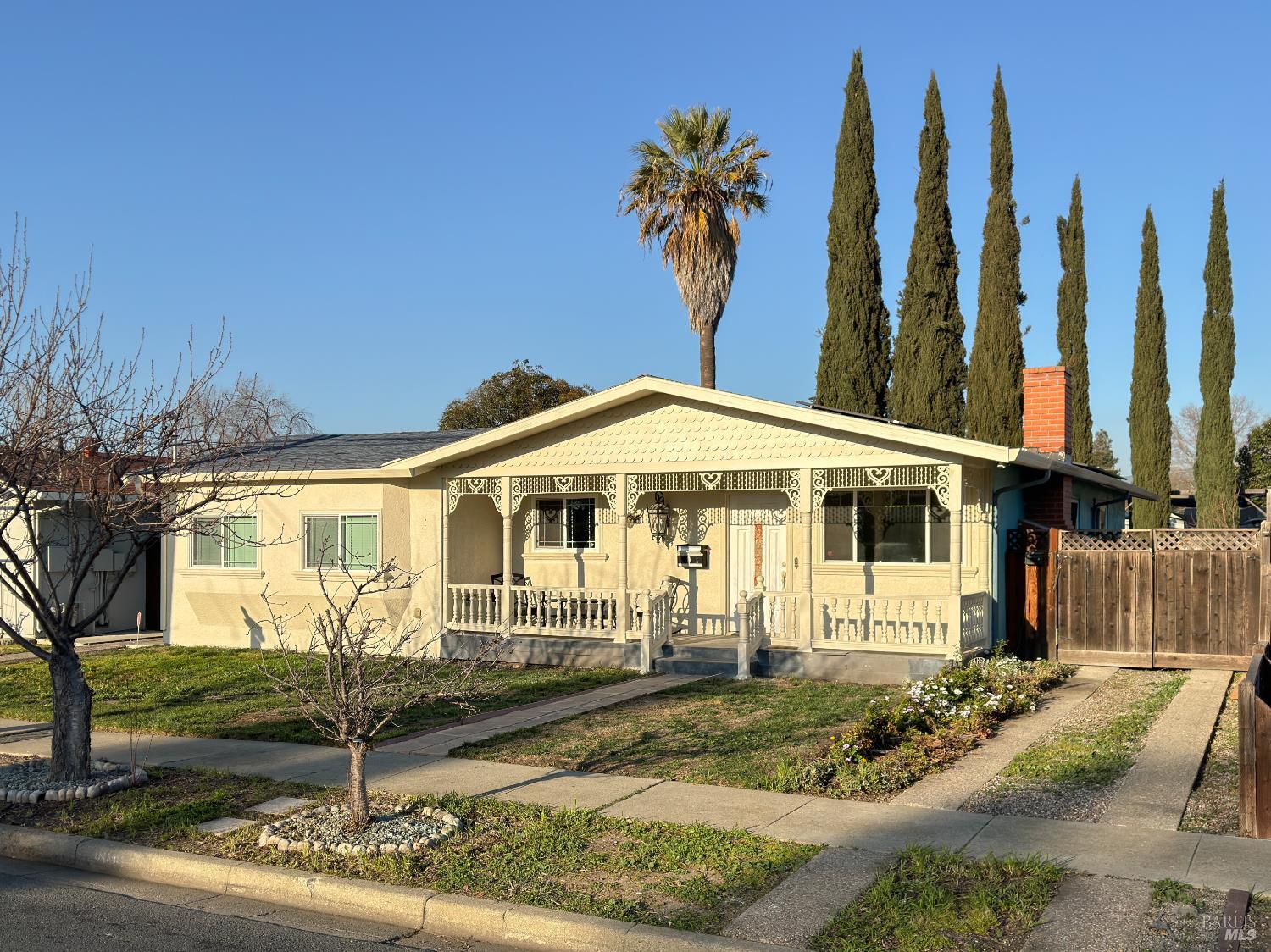 Detail Gallery Image 32 of 37 For 1880 Clayton Way, Concord,  CA 94519 - 4 Beds | 3 Baths