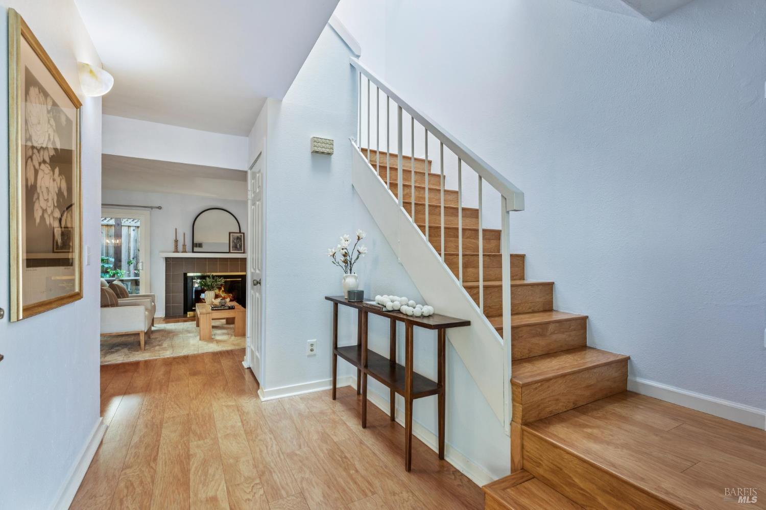 Detail Gallery Image 2 of 32 For 818 2nd St, Sonoma,  CA 95476 - 3 Beds | 2/1 Baths