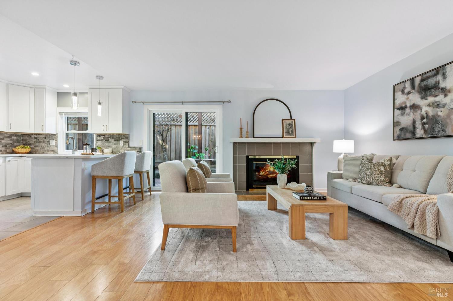 Front Image Thumbnail for BA326009937