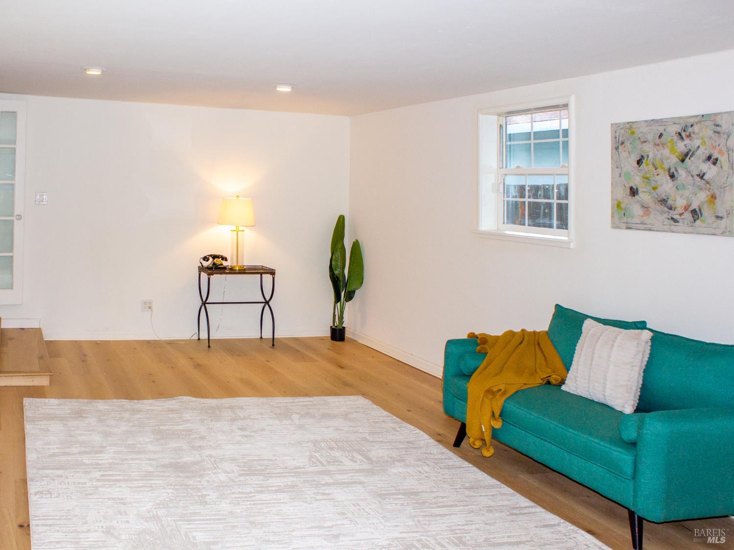 Detail Gallery Image 27 of 37 For 1880 Clayton Way, Concord,  CA 94519 - 4 Beds | 3 Baths