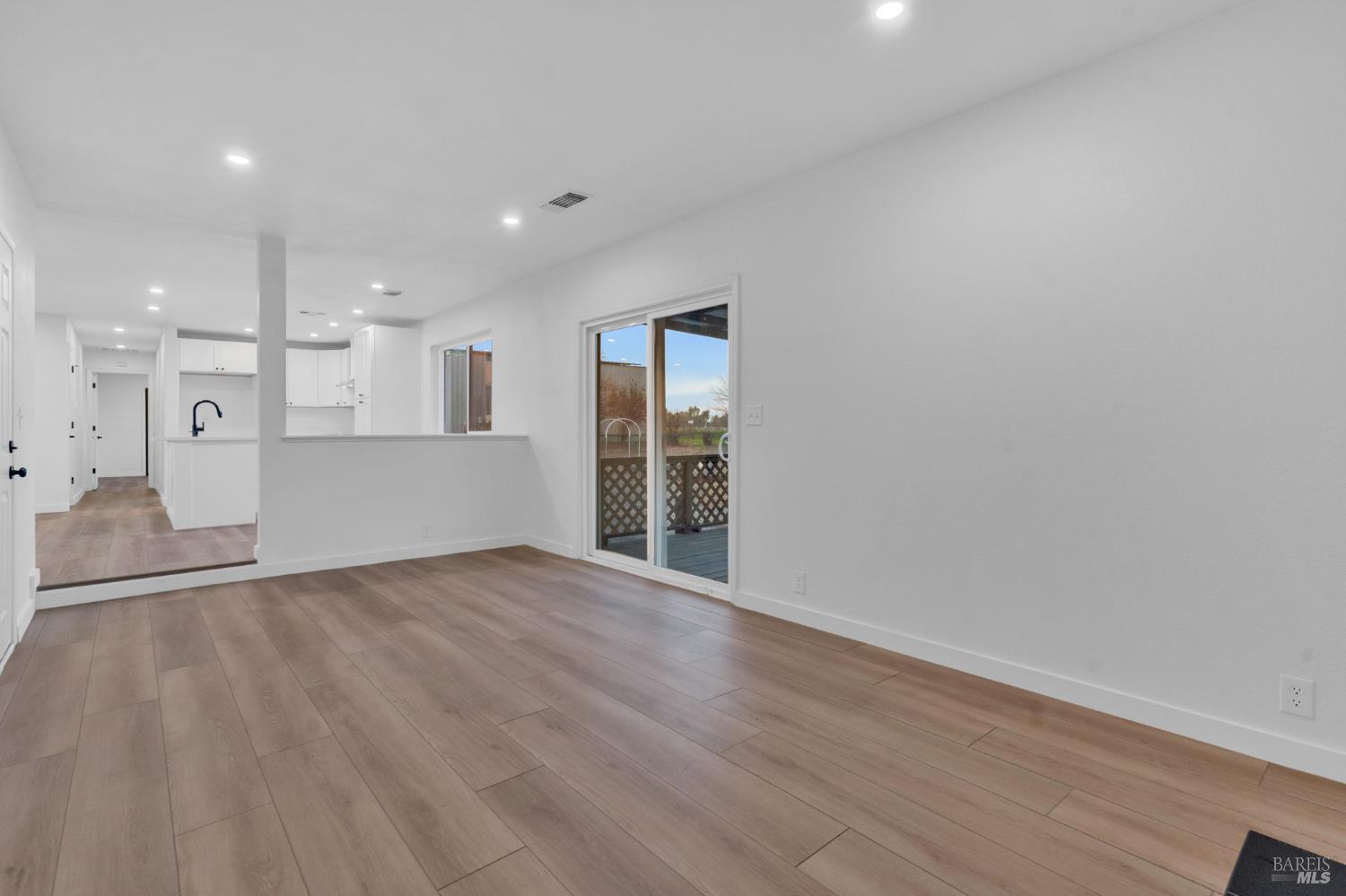 Detail Gallery Image 25 of 93 For 7562 Paddon Rd, Vacaville,  CA 95688 - 3 Beds | 2 Baths