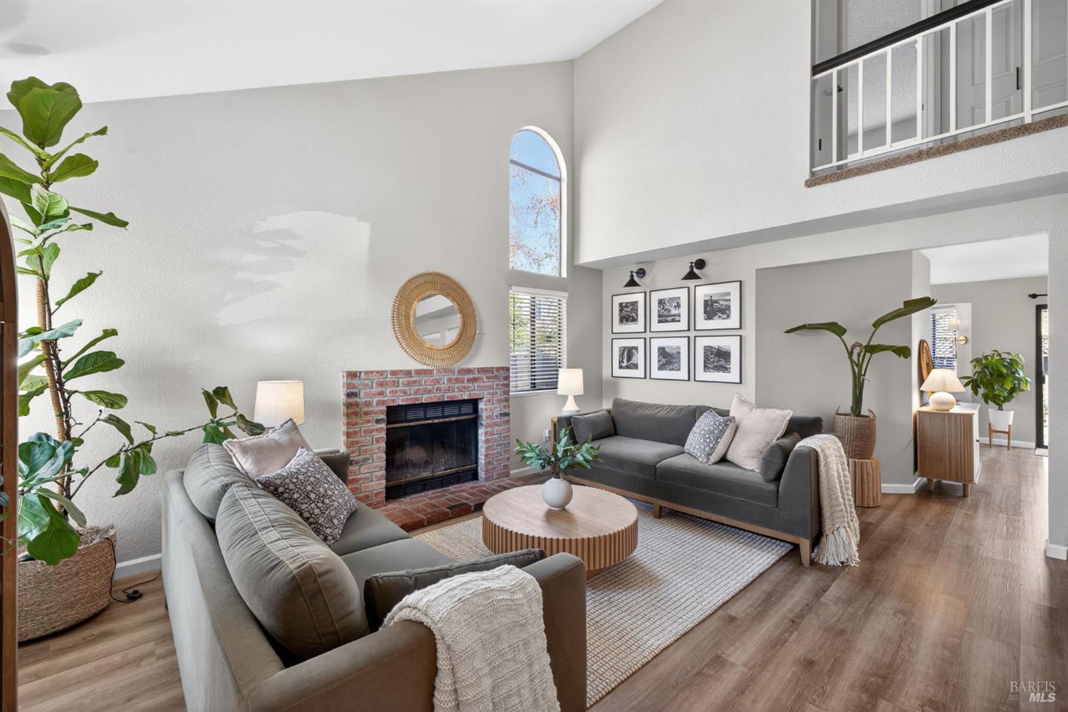 Detail Gallery Image 8 of 48 For 207 Othello Ct, Windsor,  CA 95492 - 4 Beds | 3 Baths