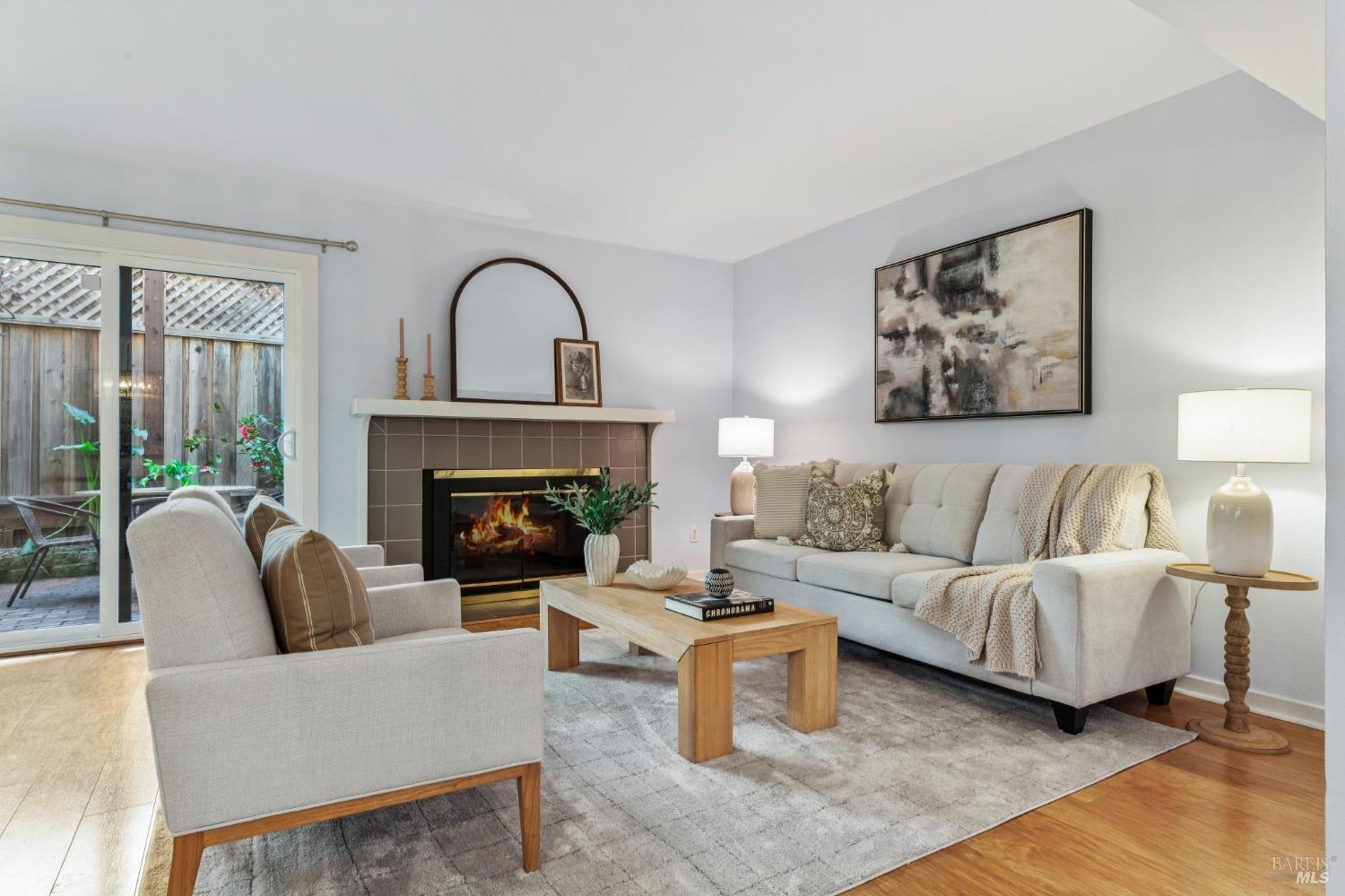 Detail Gallery Image 4 of 32 For 818 2nd St, Sonoma,  CA 95476 - 3 Beds | 2/1 Baths