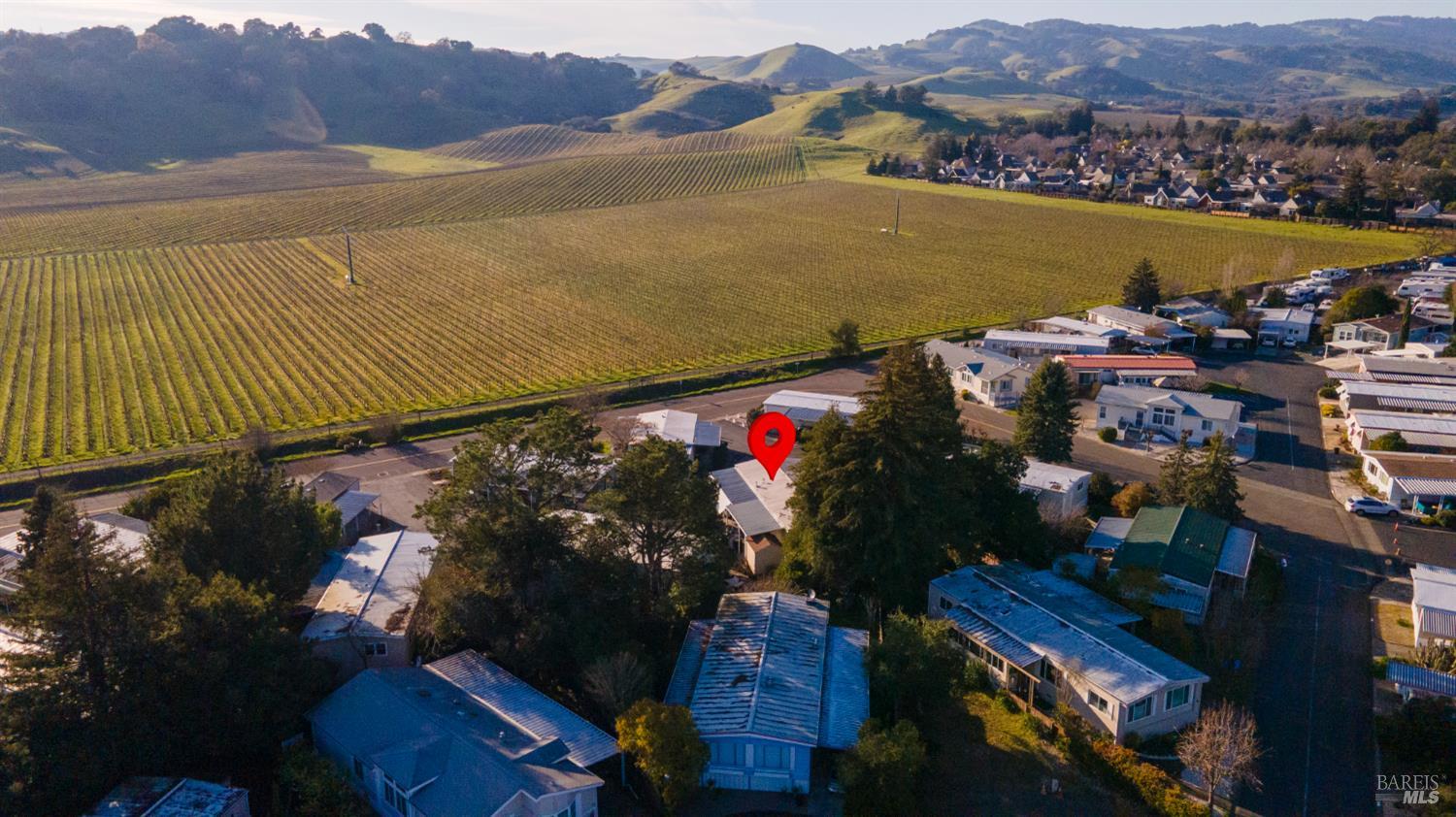 Detail Gallery Image 4 of 57 For 161 Bear Flag Rd, Sonoma,  CA 95476 - 2 Beds | 2 Baths