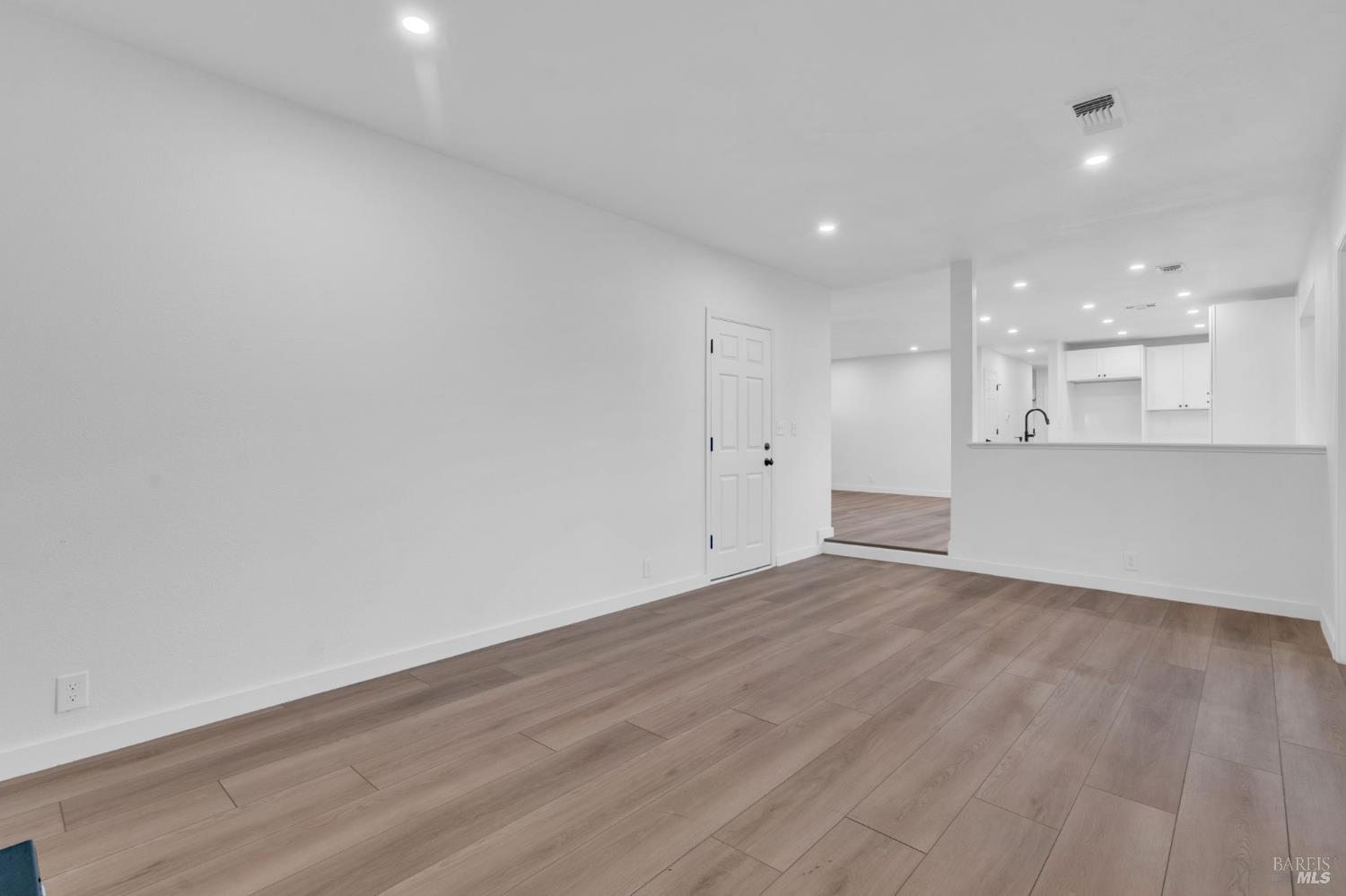 Detail Gallery Image 27 of 93 For 7562 Paddon Rd, Vacaville,  CA 95688 - 3 Beds | 2 Baths