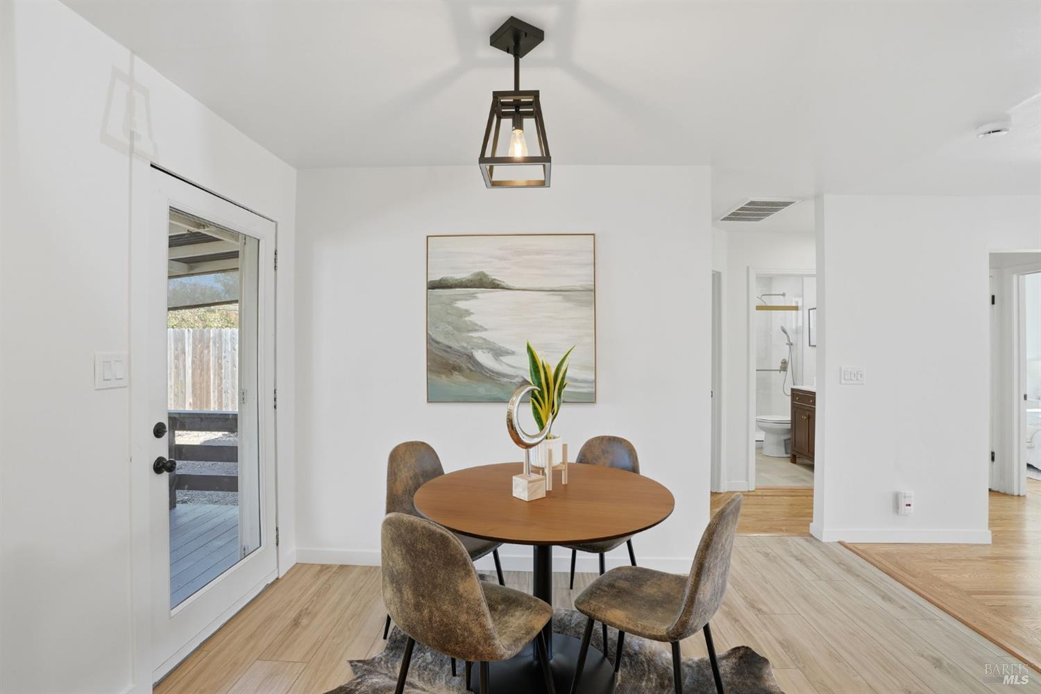 Detail Gallery Image 14 of 34 For 1316 Empire St, Fairfield,  CA 94533 - 3 Beds | 1 Baths