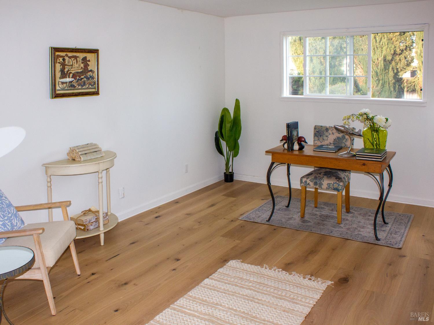 Detail Gallery Image 12 of 37 For 1880 Clayton Way, Concord,  CA 94519 - 4 Beds | 3 Baths