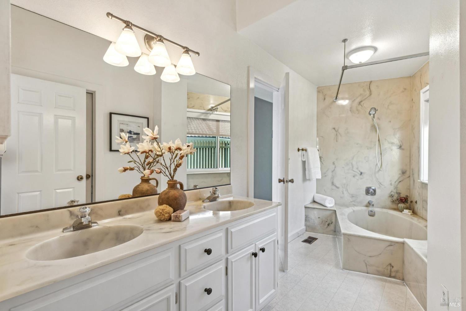 Detail Gallery Image 26 of 32 For 818 2nd St, Sonoma,  CA 95476 - 3 Beds | 2/1 Baths