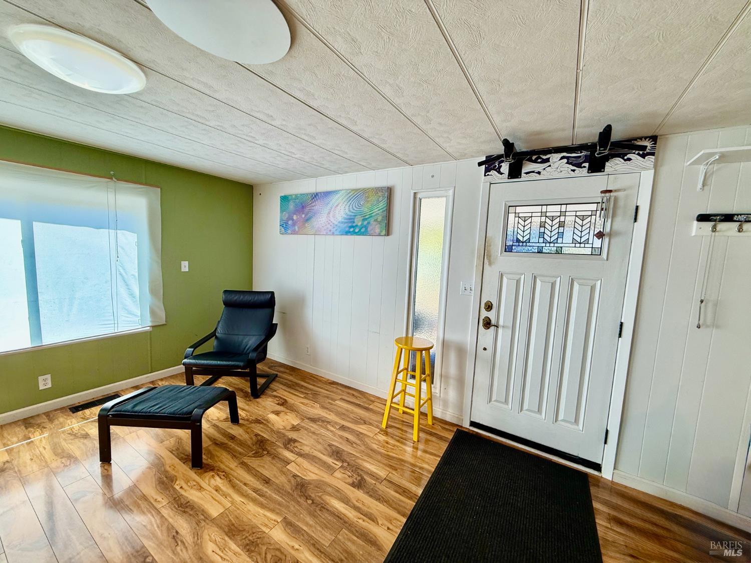 Detail Gallery Image 7 of 27 For 167 Sequoia Cir, Santa Rosa,  CA 95401 - 2 Beds | 1 Baths