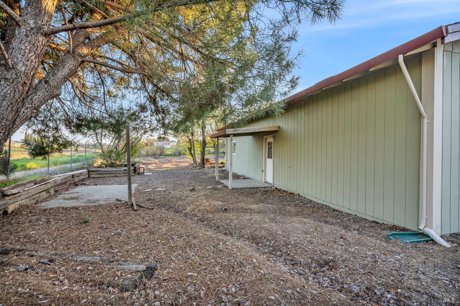 Detail Gallery Image 71 of 93 For 7562 Paddon Rd, Vacaville,  CA 95688 - 3 Beds | 2 Baths