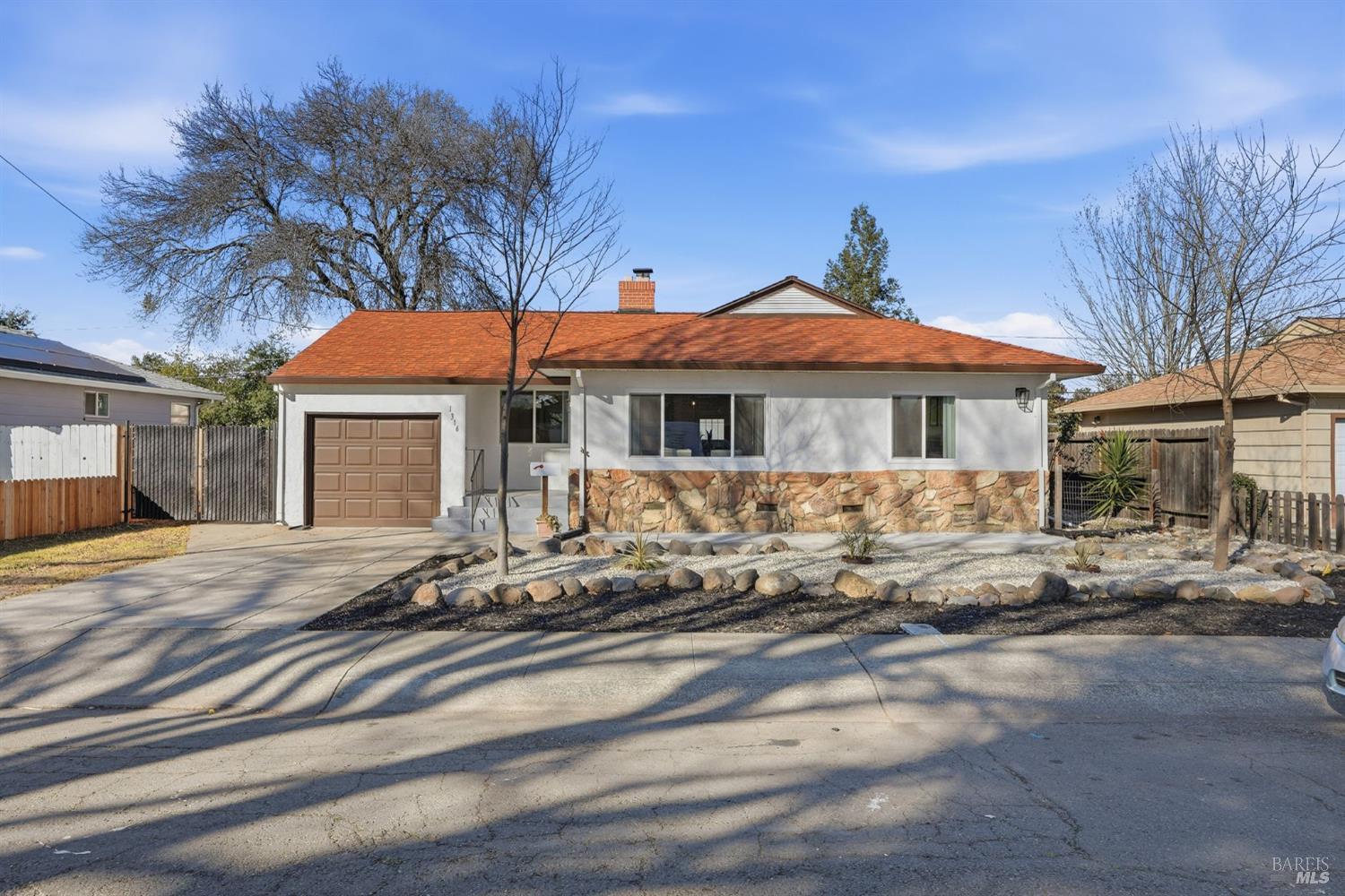 Front Image Thumbnail for BA326010003