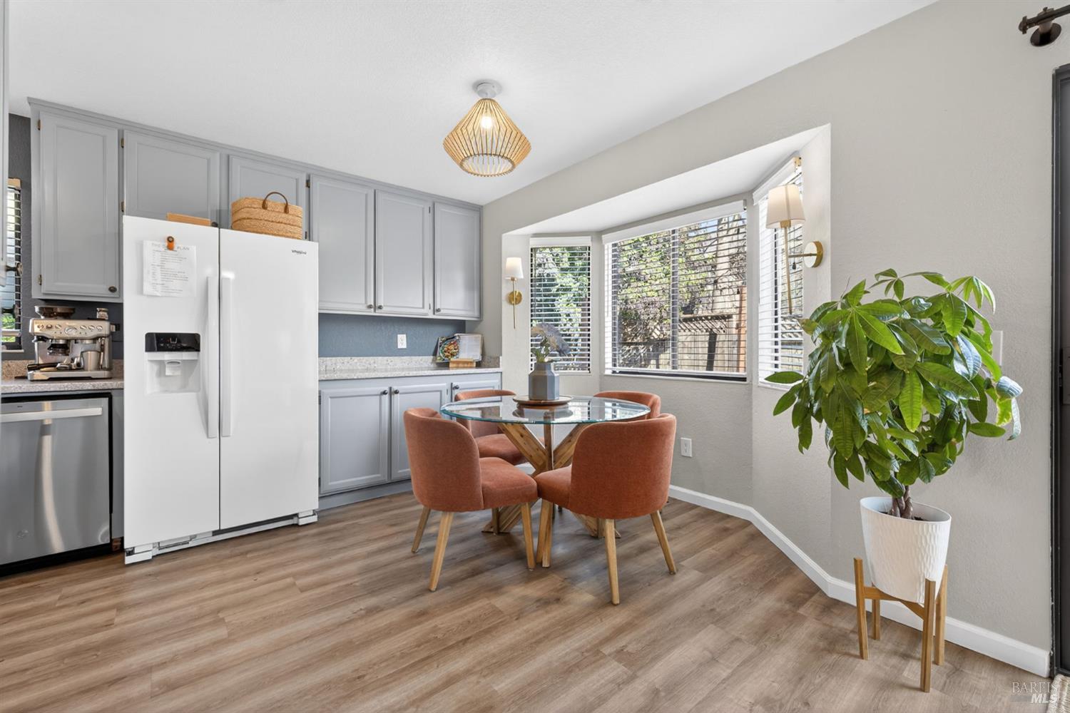 Detail Gallery Image 17 of 48 For 207 Othello Ct, Windsor,  CA 95492 - 4 Beds | 3 Baths