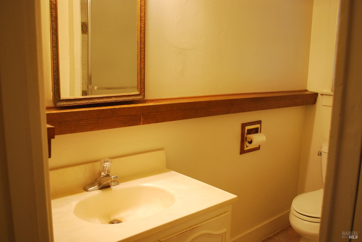 Detail Gallery Image 13 of 22 For 1309 D Street Extension St, Petaluma,  CA 94952 - 1 Beds | 1 Baths