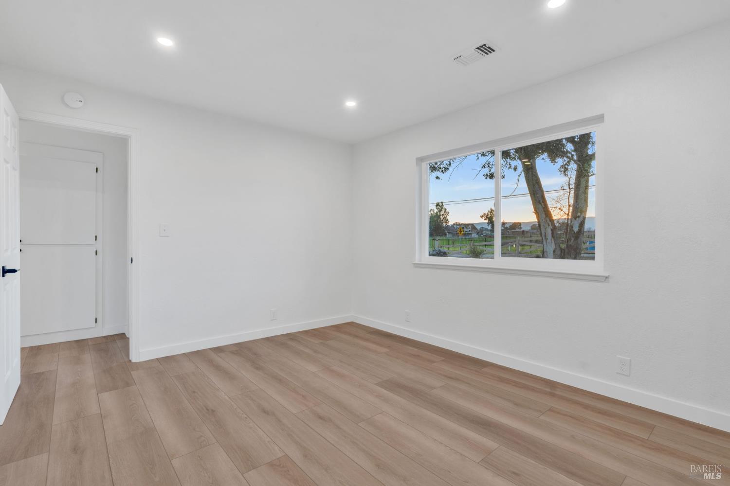 Detail Gallery Image 30 of 93 For 7562 Paddon Rd, Vacaville,  CA 95688 - 3 Beds | 2 Baths