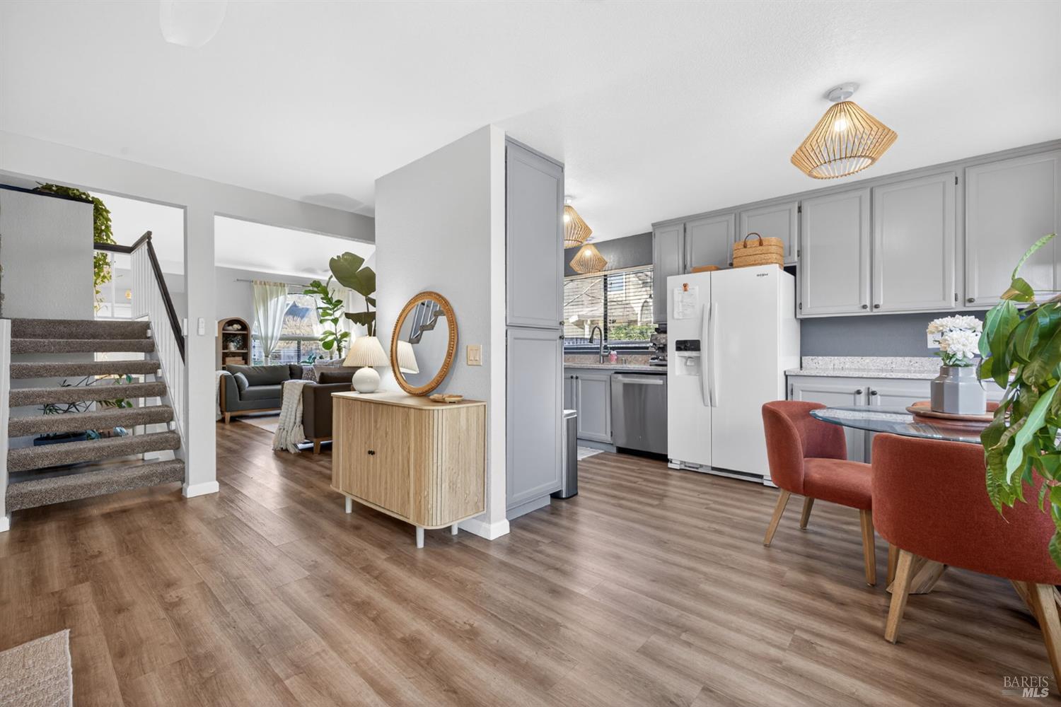 Detail Gallery Image 19 of 48 For 207 Othello Ct, Windsor,  CA 95492 - 4 Beds | 3 Baths