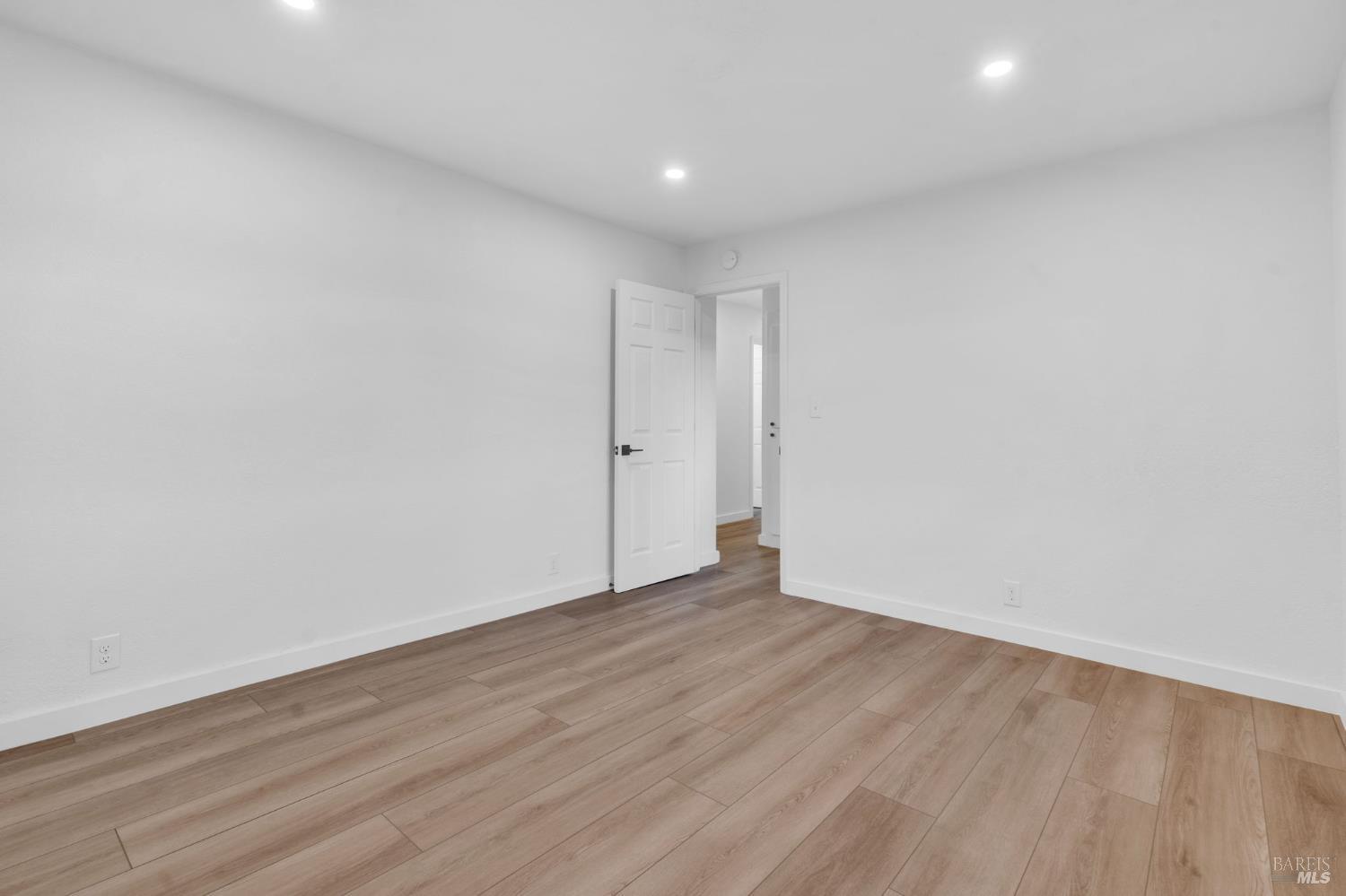 Detail Gallery Image 31 of 93 For 7562 Paddon Rd, Vacaville,  CA 95688 - 3 Beds | 2 Baths