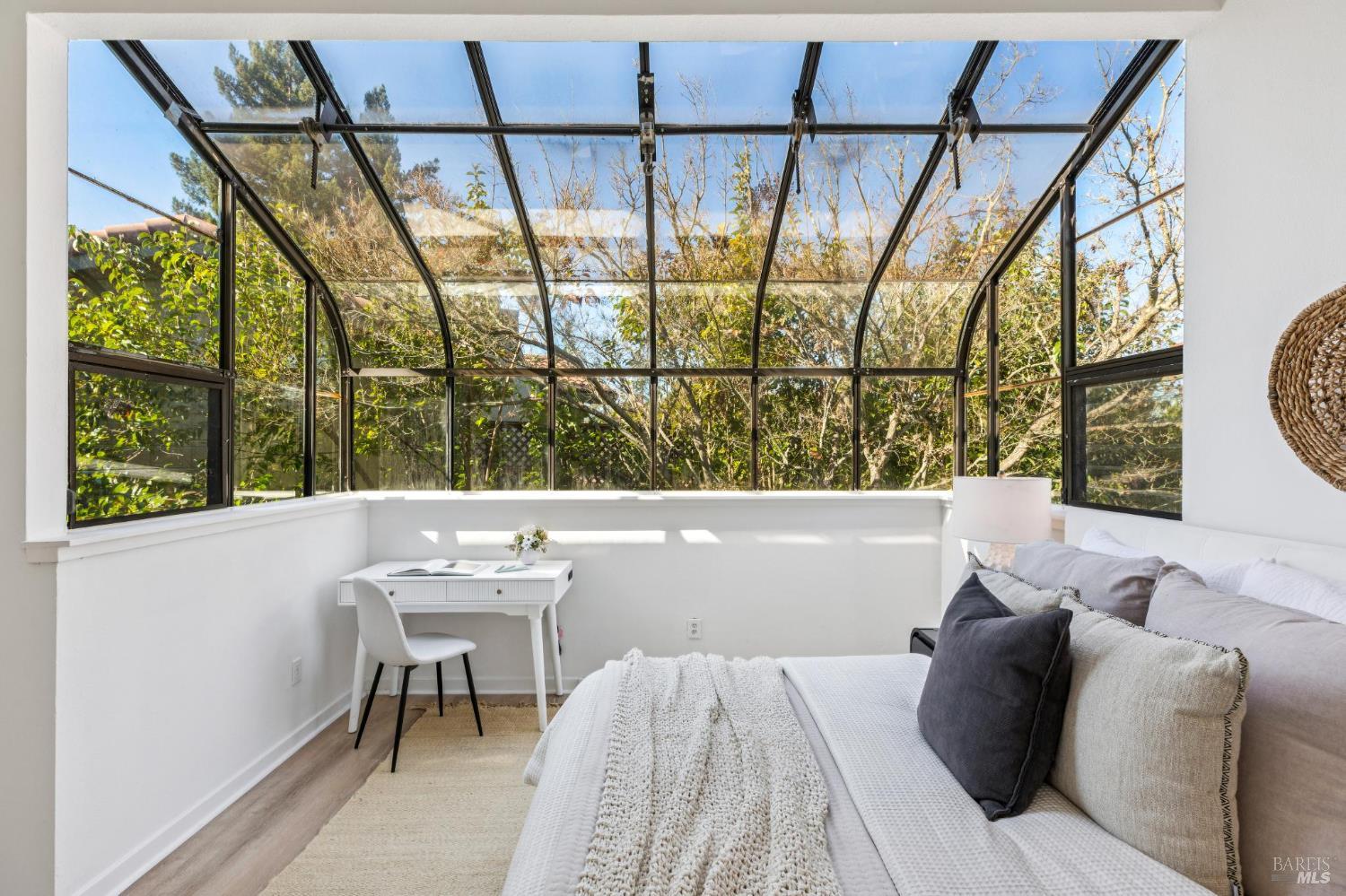 Detail Gallery Image 24 of 32 For 818 2nd St, Sonoma,  CA 95476 - 3 Beds | 2/1 Baths